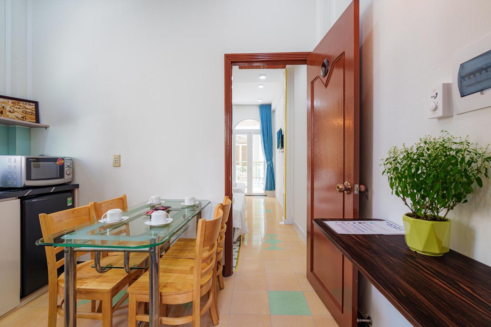 Co Chau Homestay Хошимин Экстерьер фото